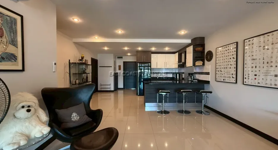For rent 2 bedrooms condo in Bang Lamung, Chonburi