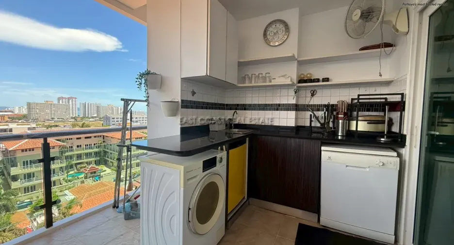 For rent 2 bedrooms condo in Bang Lamung, Chonburi