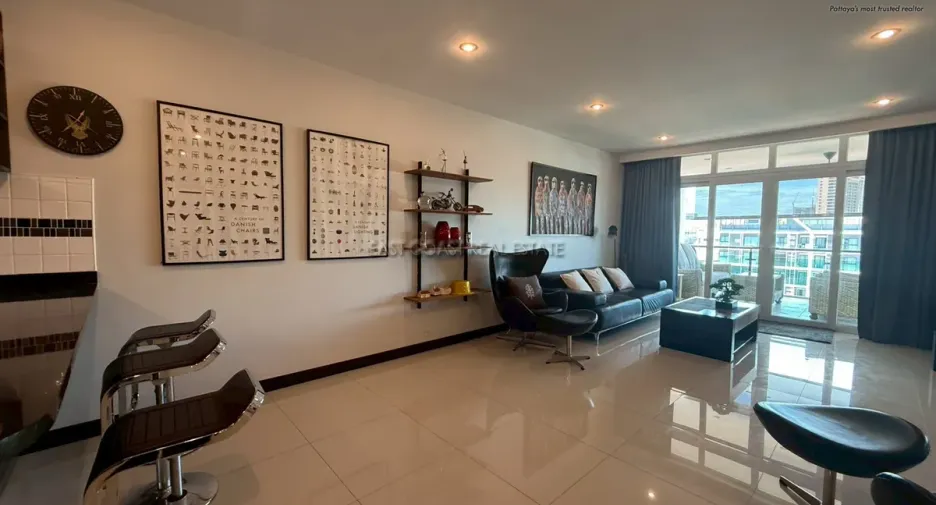 For rent 2 bedrooms condo in Bang Lamung, Chonburi