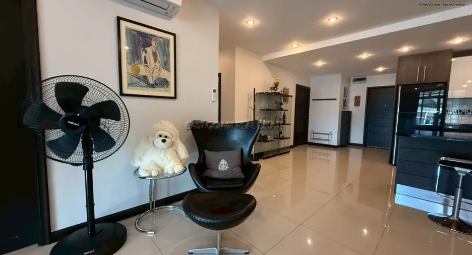For rent 2 bedrooms condo in Bang Lamung, Chonburi