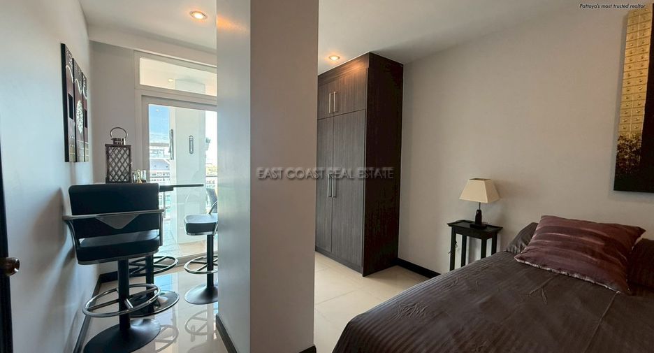 For rent 2 bedrooms condo in Pratumnak, Pattaya