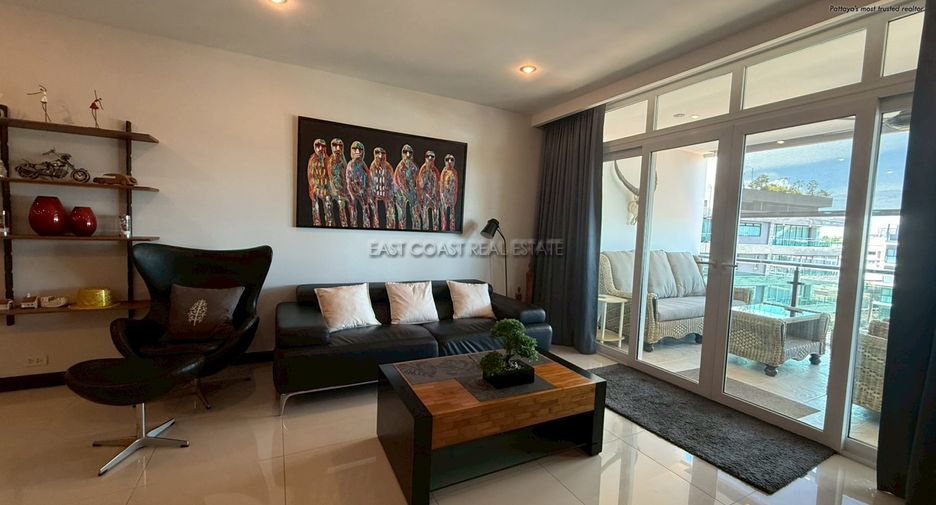 For rent 2 bedrooms condo in Pratumnak, Pattaya