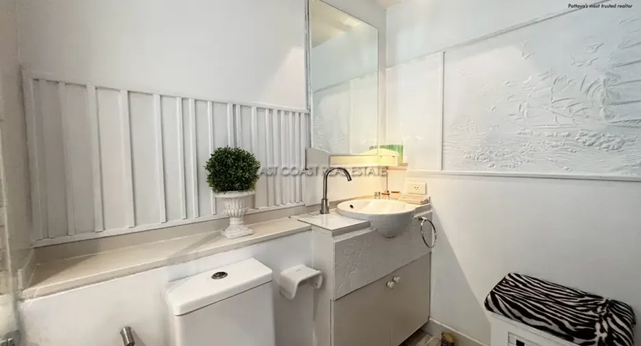 For rent 1 bed condo in Bang Lamung, Chonburi