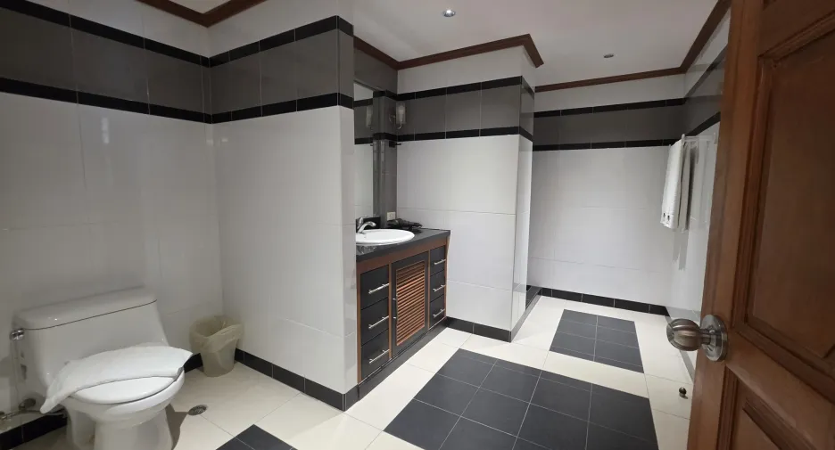 For rent 1 Beds condo in Pratumnak, Pattaya