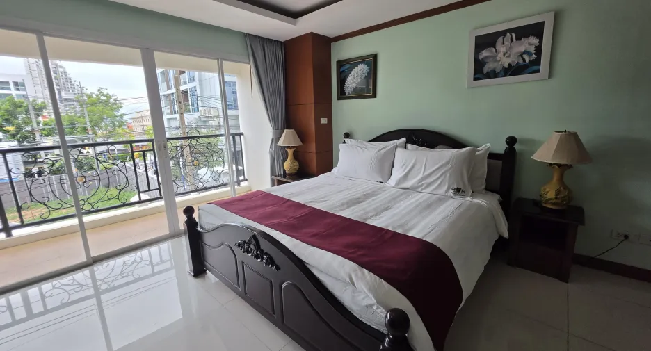 For rent 1 Beds condo in Pratumnak, Pattaya