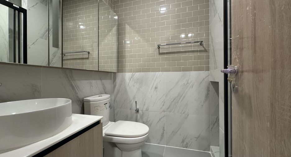For rent 1 bed condo in Ratchathewi, Bangkok