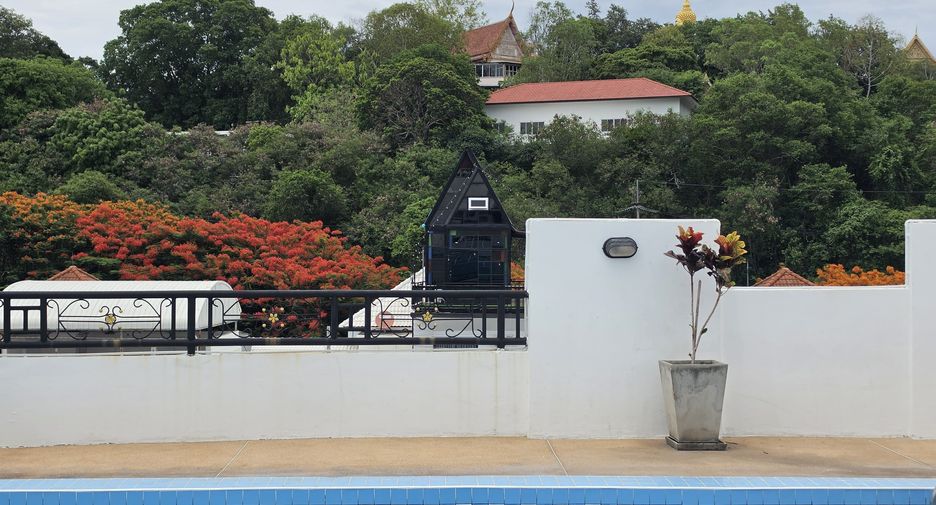 For rent 2 ベッドルーム condo in Pratumnak, Pattaya