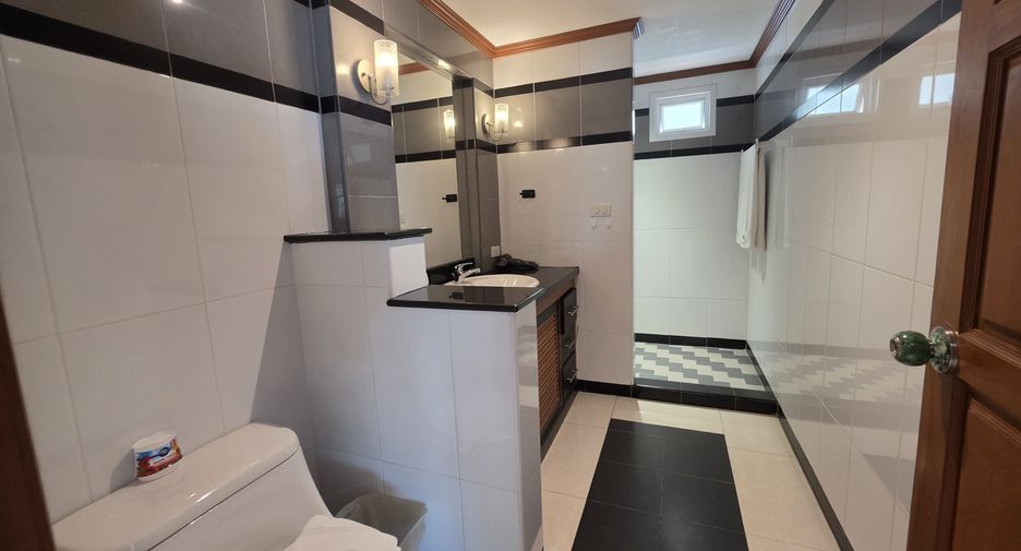 For rent 2 ベッドルーム condo in Pratumnak, Pattaya