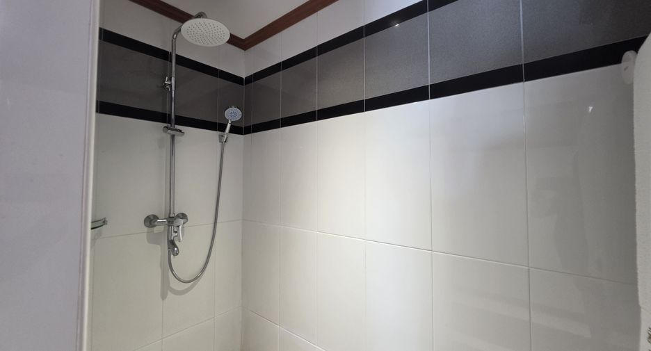 For rent 2 ベッドルーム condo in Pratumnak, Pattaya