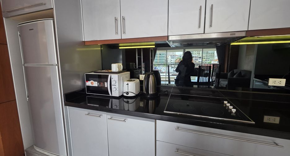 For rent 2 ベッドルーム condo in Pratumnak, Pattaya