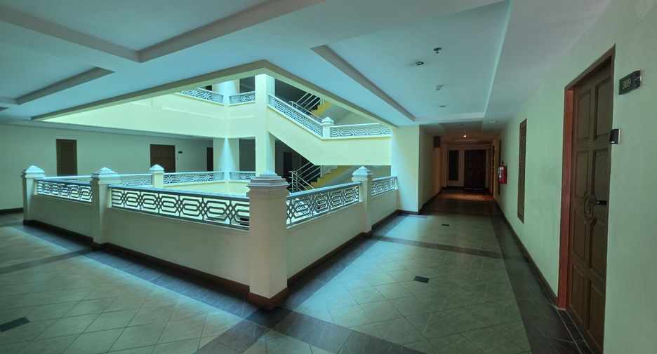 For rent 2 ベッドルーム condo in Pratumnak, Pattaya