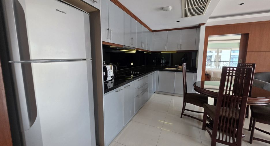 For rent 2 ベッドルーム condo in Pratumnak, Pattaya