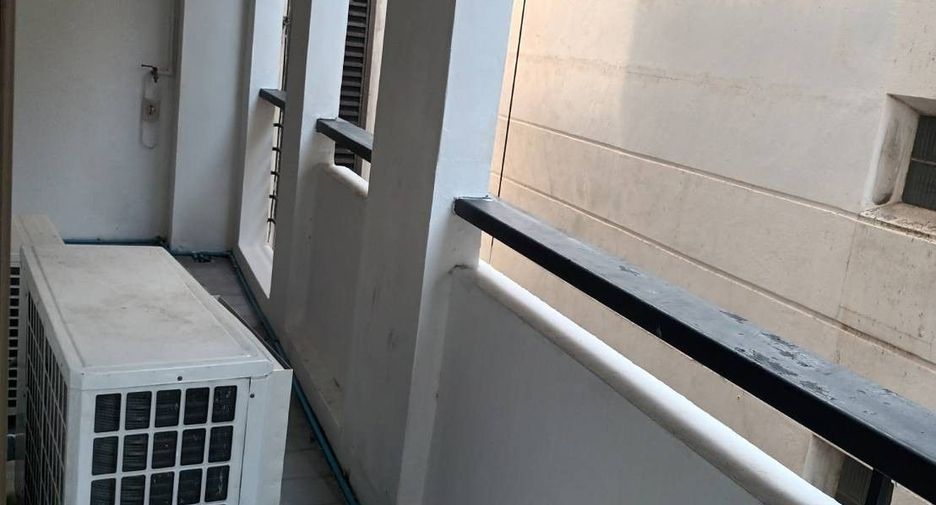 For rent 2 ベッドルーム apartment in Watthana, Bangkok