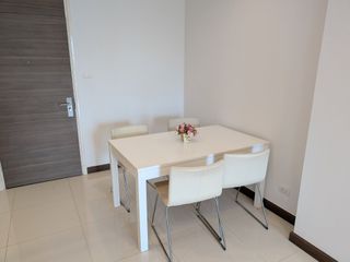 For rent 1 bed condo in Yan Nawa, Bangkok