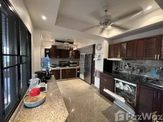 Villa en alquiler de 5 habitaciones en Mueang Phuket, Phuket