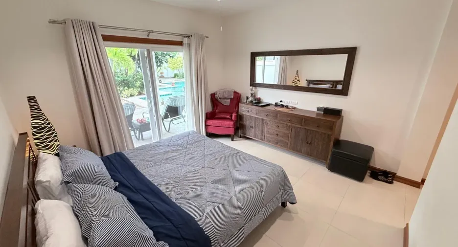 For sale 3 ベッドルーム villa in Hua Hin, Prachuap Khiri Khan