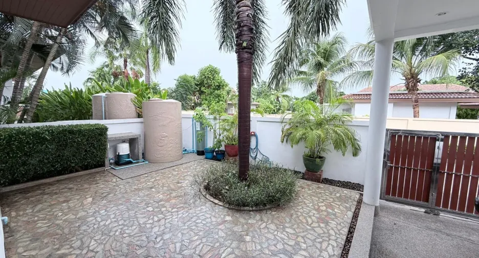 For sale 3 ベッドルーム villa in Hua Hin, Prachuap Khiri Khan