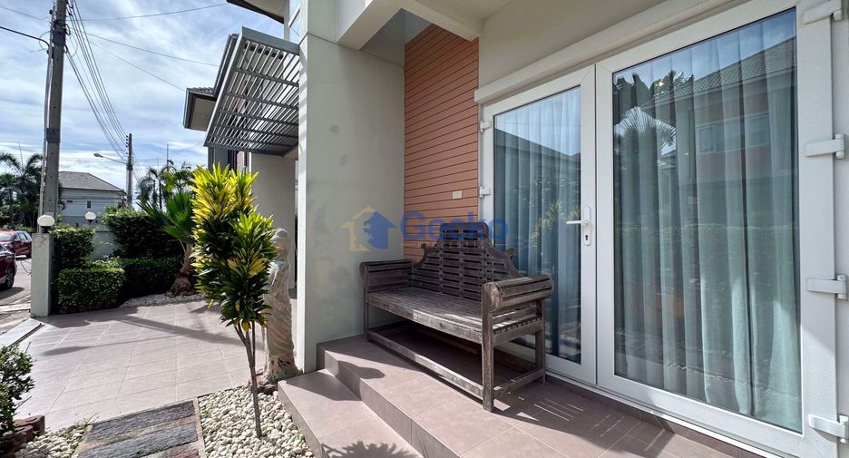 À louer 3 chambres maison à East Pattaya, Pattaya