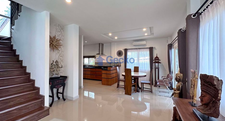 À louer 3 chambres maison à East Pattaya, Pattaya