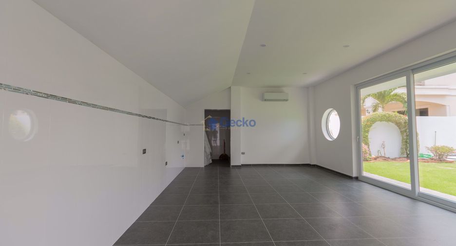 For rent 5 ベッドルーム house in East Pattaya, Pattaya