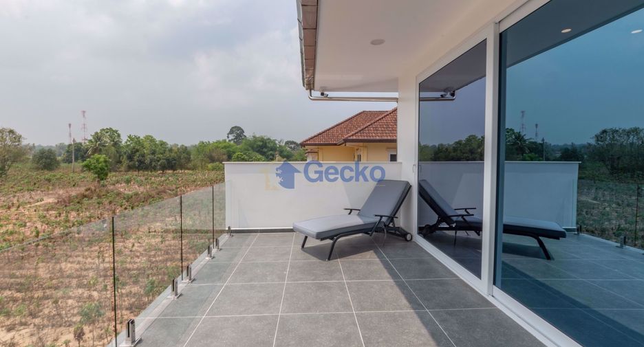 For rent 5 ベッドルーム house in East Pattaya, Pattaya