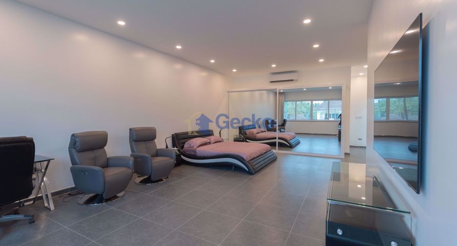 For rent 5 ベッドルーム house in East Pattaya, Pattaya