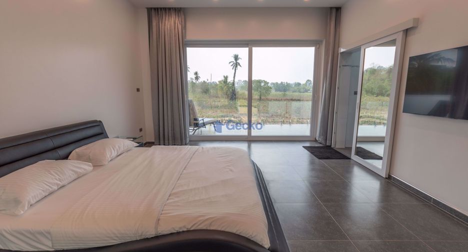 For rent 5 ベッドルーム house in East Pattaya, Pattaya