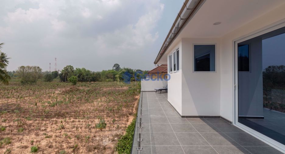For rent 5 ベッドルーム house in East Pattaya, Pattaya