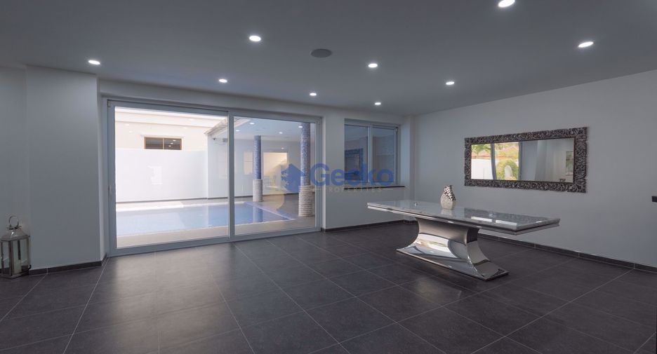 For rent 5 ベッドルーム house in East Pattaya, Pattaya