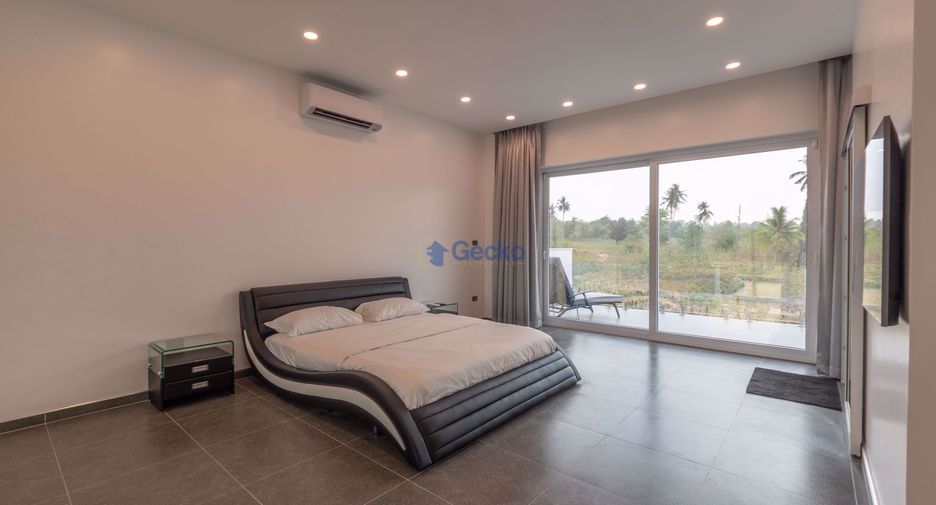For rent 5 ベッドルーム house in East Pattaya, Pattaya