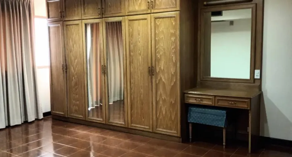 For rent 2 ベッドルーム apartment in Watthana, Bangkok
