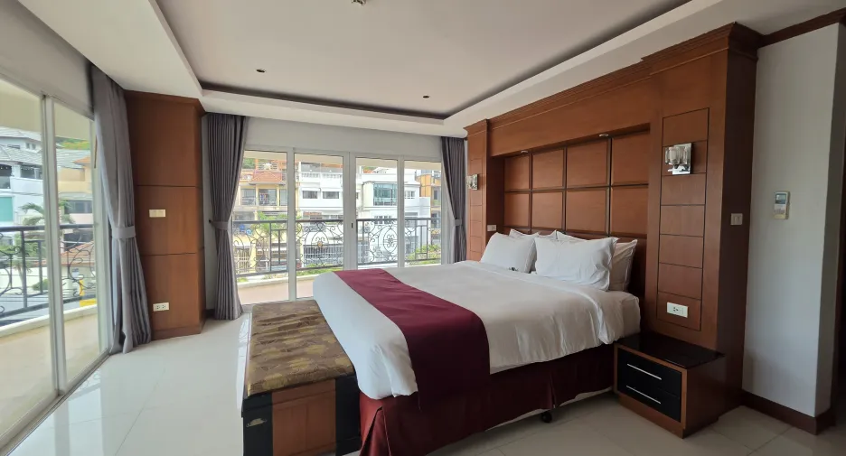 For rent 2 ベッドルーム condo in Pratumnak, Pattaya