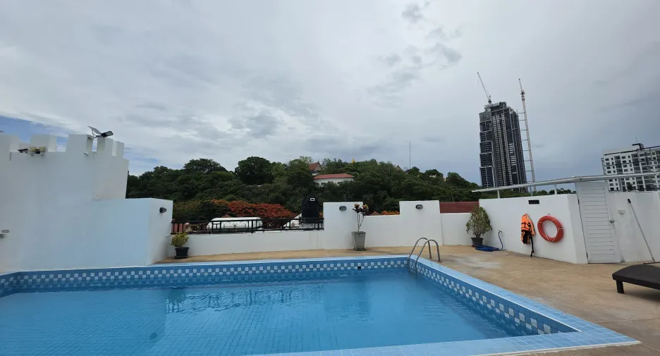 For rent 2 ベッドルーム condo in Pratumnak, Pattaya