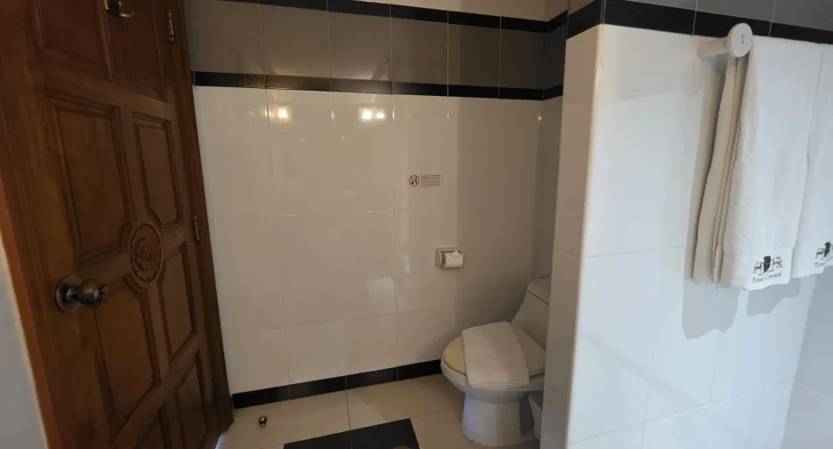 For rent 2 ベッドルーム condo in Pratumnak, Pattaya