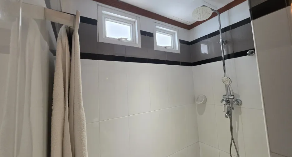 For rent 2 ベッドルーム condo in Pratumnak, Pattaya