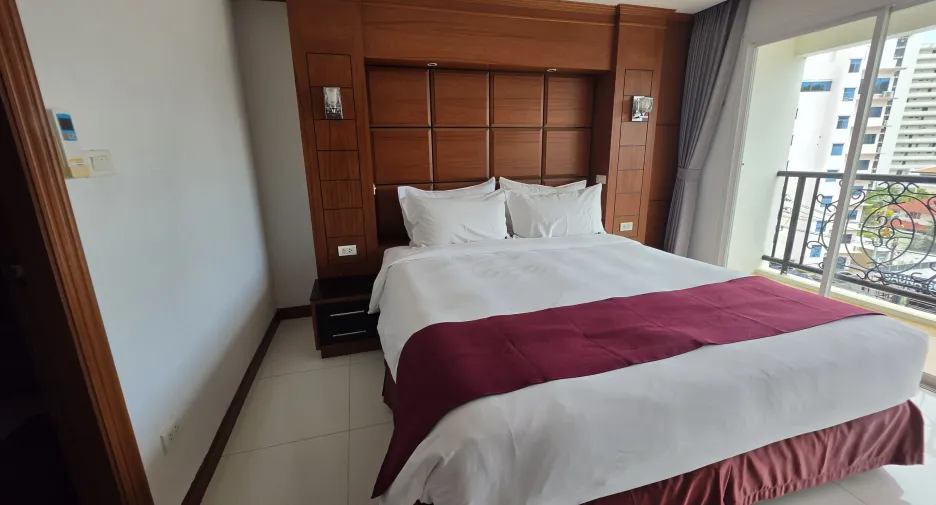 For rent 2 ベッドルーム condo in Pratumnak, Pattaya
