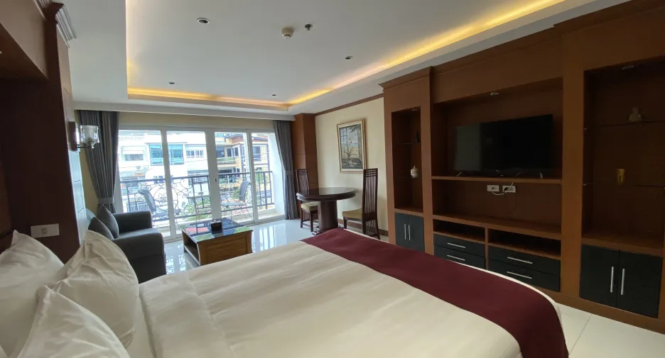 For rent スタジオ condo in Pratumnak, Pattaya