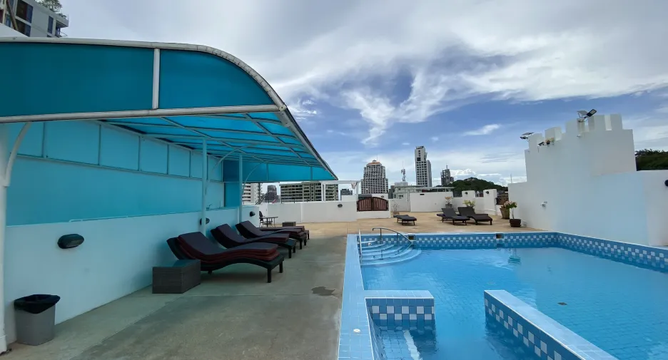 For rent スタジオ condo in Pratumnak, Pattaya