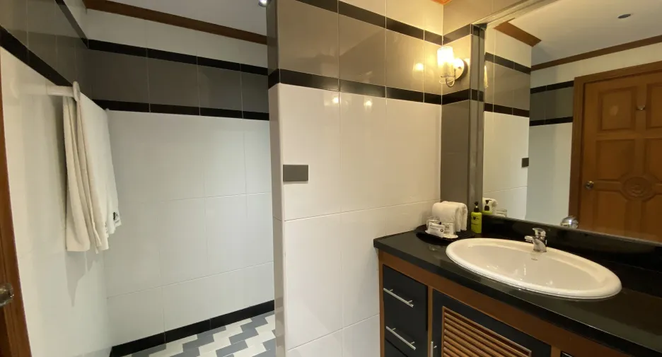 For rent スタジオ condo in Pratumnak, Pattaya
