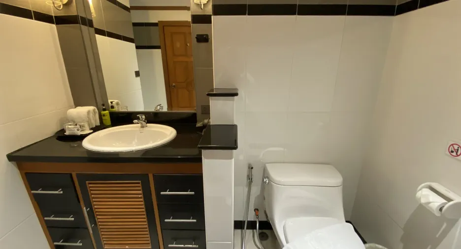 For rent スタジオ condo in Pratumnak, Pattaya