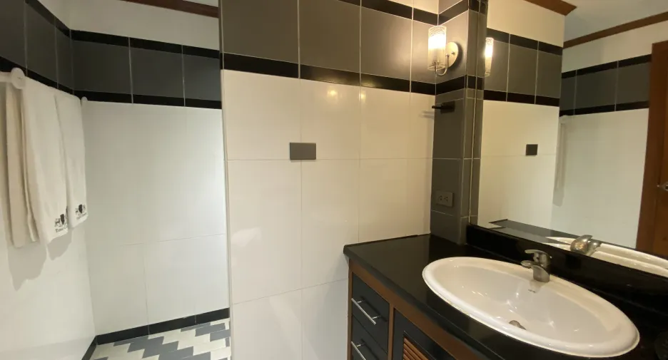For rent スタジオ condo in Pratumnak, Pattaya