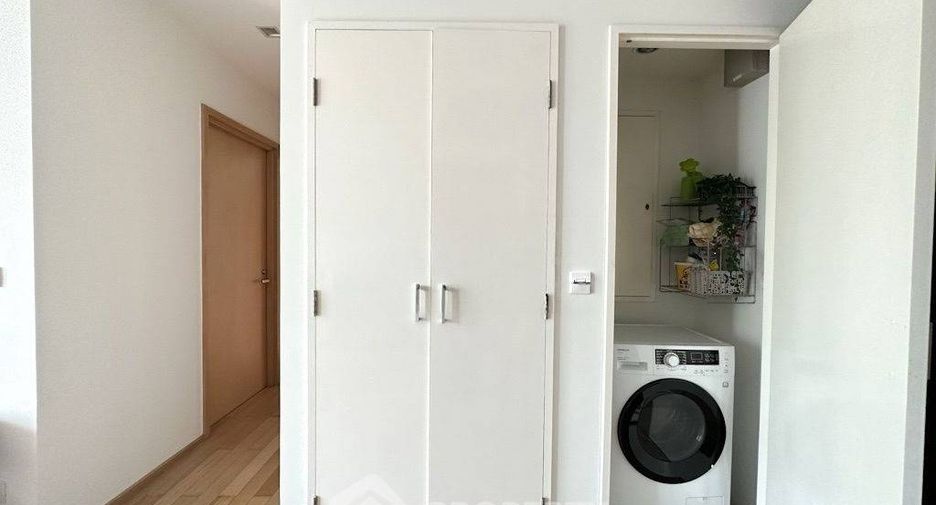 Condo en venta de 2 habitaciones en Khlong Toei, Bangkok