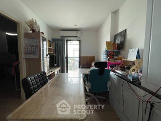 Продажа 2 спальни кондо в Пхаси Чароен, Бангкок