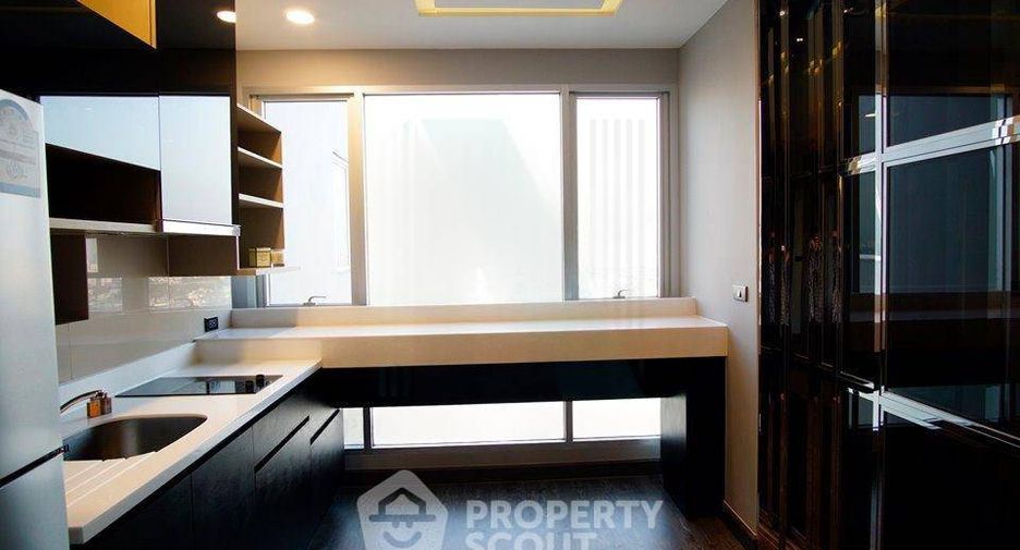 For sale 1 bed condo in Phaya Thai, Bangkok