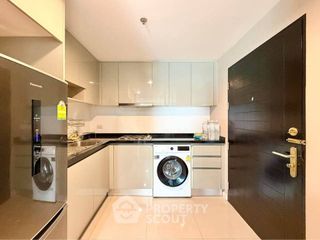 For sale 2 bedrooms condo in Huai Khwang, Bangkok