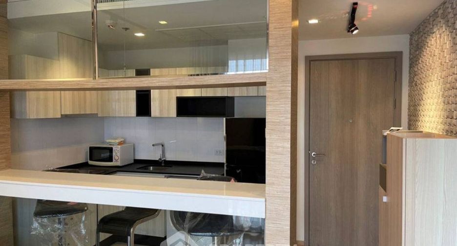 À vendre 1 chambre condo à Watthana, Bangkok