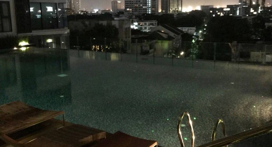 Wohnung zum Kauf mit 1 Zimmer in Khlong Toei, Bangkok