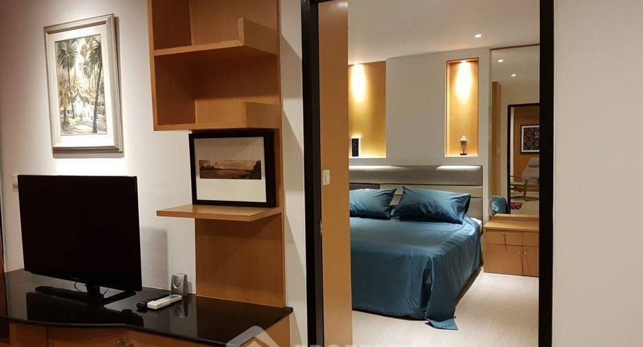 For sale 2 ベッドルーム condo in Bang Rak, Bangkok