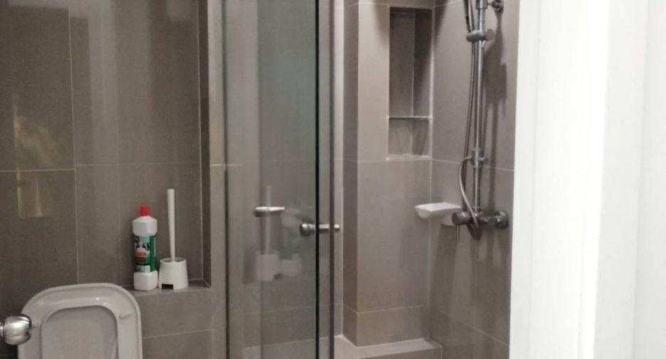 For sale 1 Beds condo in Huai Khwang, Bangkok