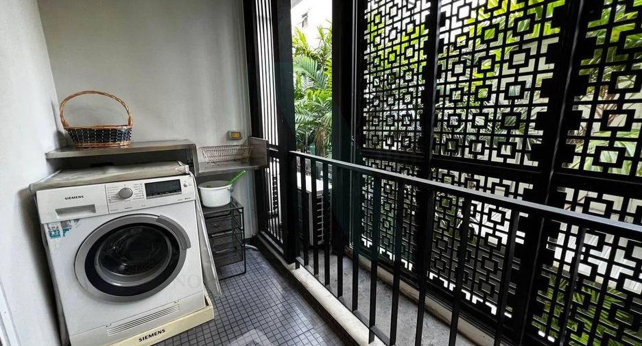 For sale 1 Beds condo in Khlong Toei, Bangkok